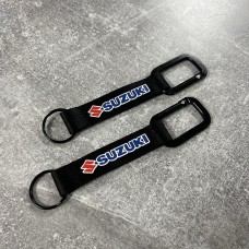 Шнурок для ключей с логотипом Suzuki, чёрный